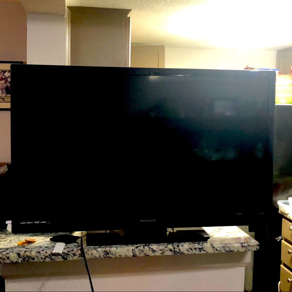 Magnavox 39” Television